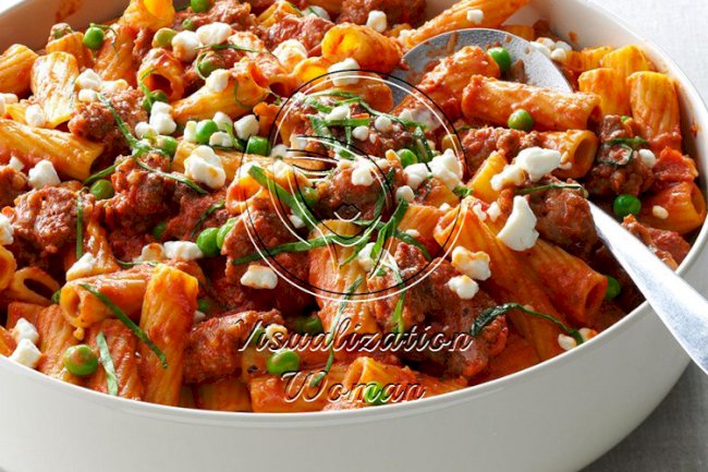 Pressure Cooker Rigatoni with Sausage & Peas