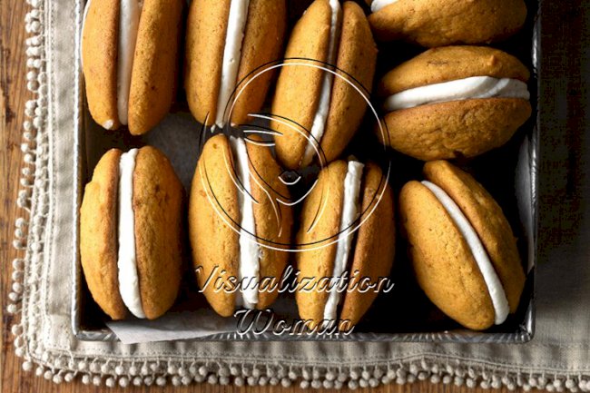 Pumpkin Whoopie Pies