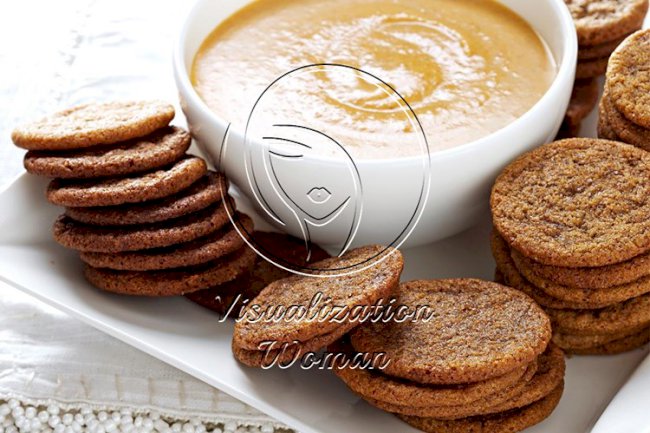 Spice Cookies with Pumpkin Dip
