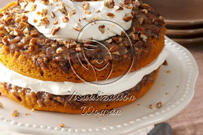 Praline Pumpkin Torte