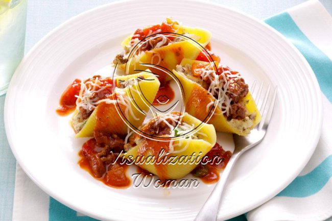 Makeover Easy Beef-Stuffed Shells