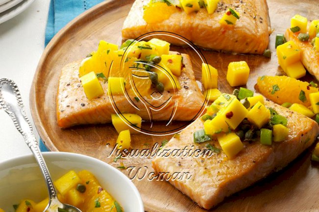 Salmon with Mango-Citrus Salsa