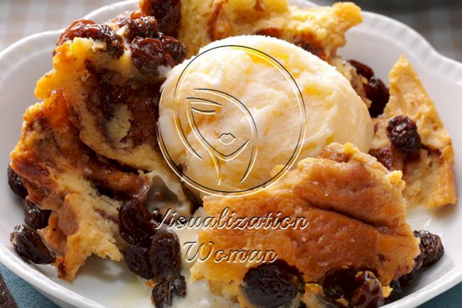 Slow-Cooker Cinnamon Roll Pudding