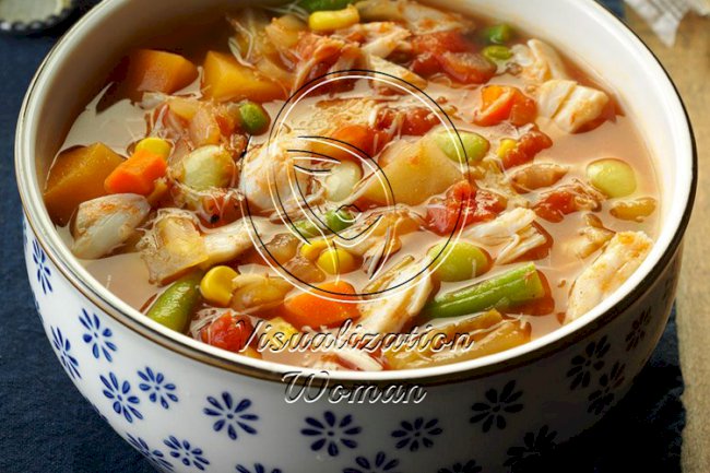 Maryland-Style Crab Soup