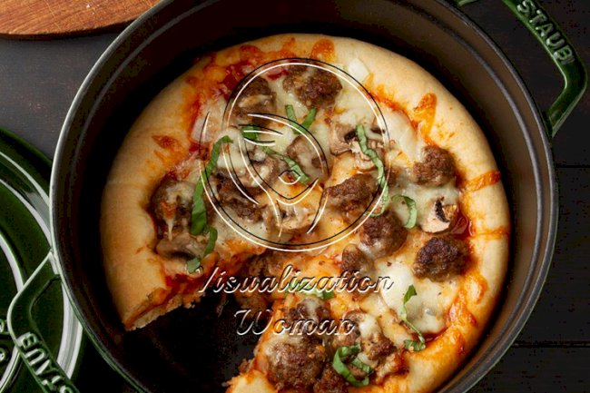 Dutch Oven Pizza