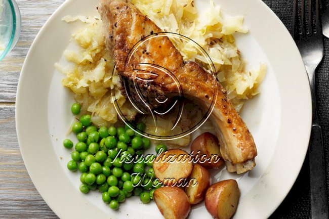 Country Pork ‘n’ Sauerkraut
