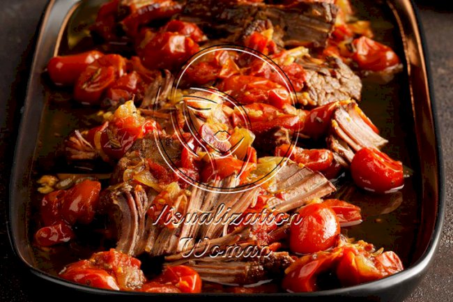 Pressure-Cooker Beef Short Ribs with Chutney