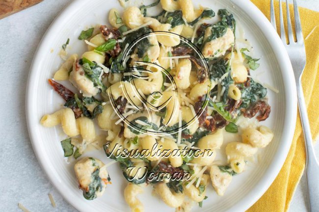 Pressure-Cooker Tuscan Chicken Pasta