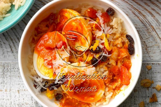 Madras Curried Eggs with Rice