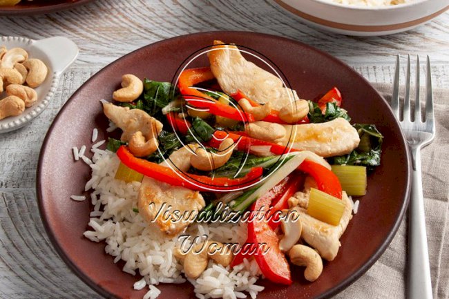 Cashew Chicken with Bok Choy