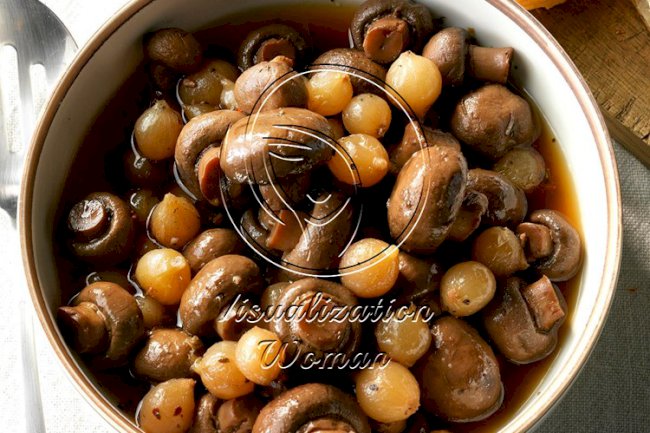 Slow-Cooker Marinated Mushrooms
