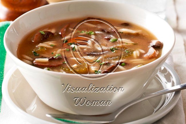 Lemony Mushroom Orzo Soup