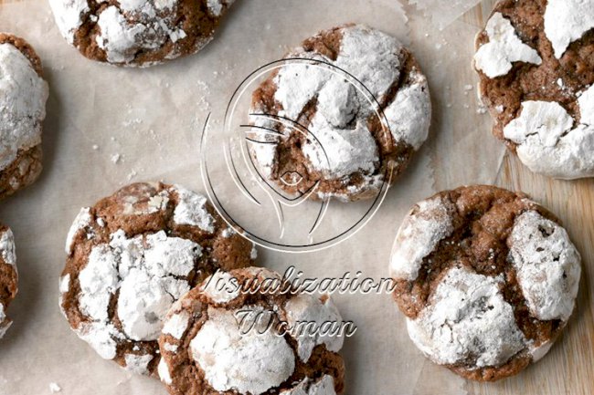 Crinkle-Top Chocolate Cookies