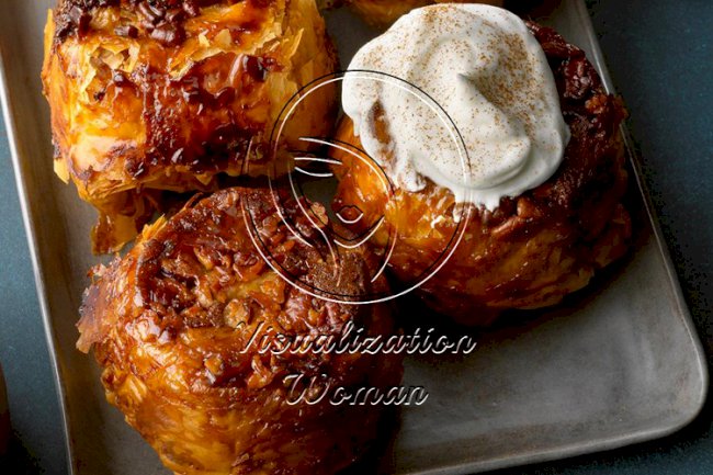 Upside-Down Pumpkin Pecan Tarts