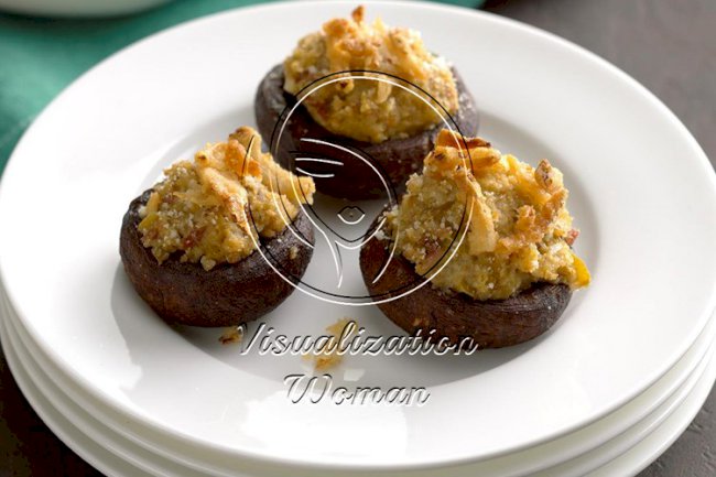 Green Bean Casserole Stuffed Mushrooms