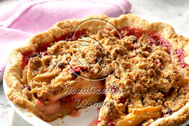Cranberry Pear Crisp Pie