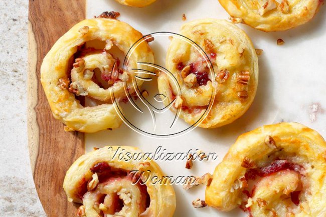 Cranberry Brie Pecan Pinwheels