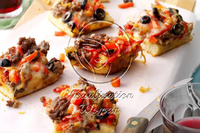 Christmas Pizza Squares