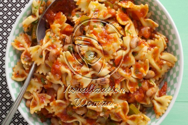 Black-Eyed Peas ‘n’ Pasta