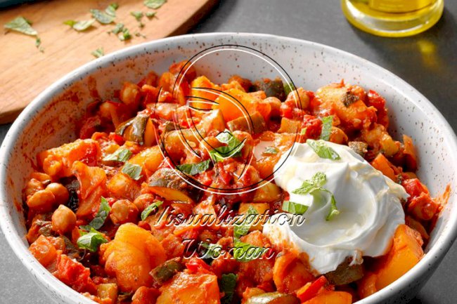 Slow-Cooker Chickpea Tagine