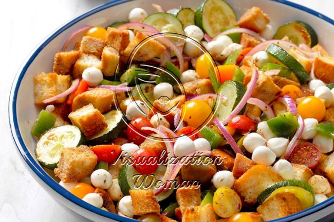 Zucchini Panzanella Salad