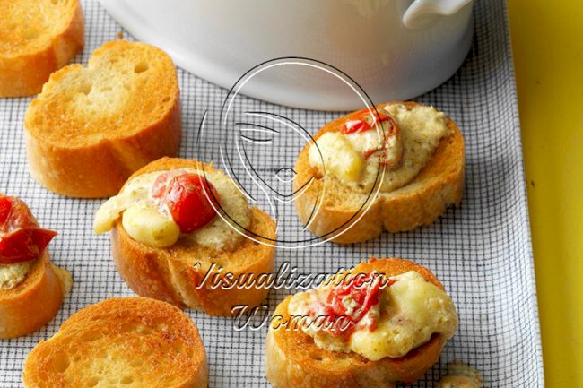 Cheesy Bruschetta Spread