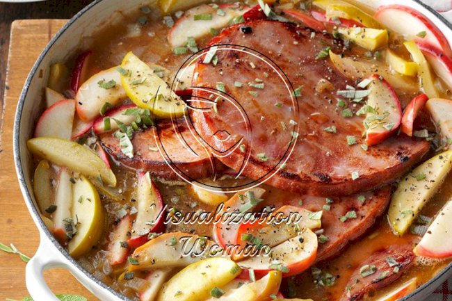 Apple-Topped Ham Steak