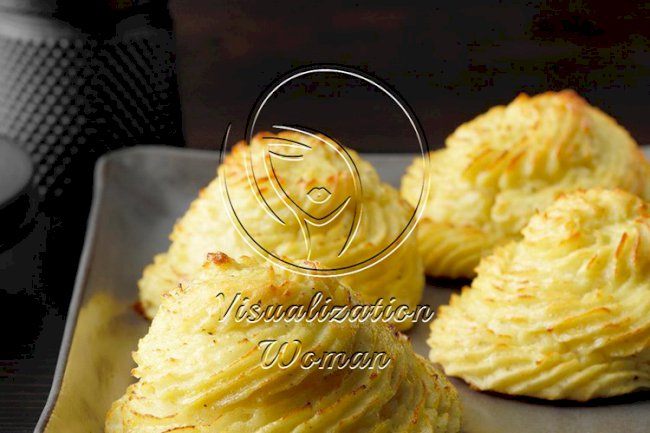 Pretty Duchess Potatoes
