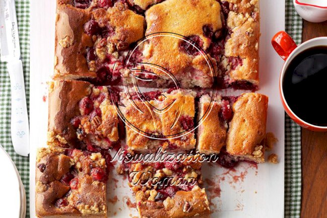 Spiced Cranberry Crisp Cake