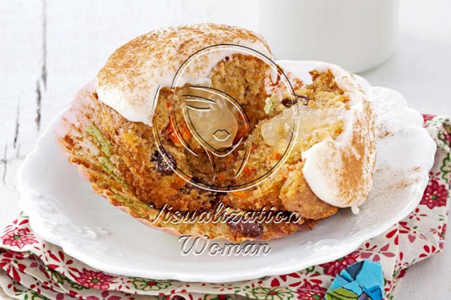 Carrot & Raisin Spice Cupcakes