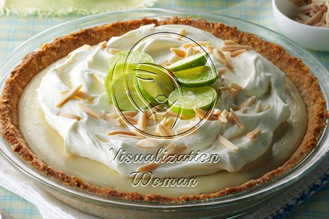 Marshmallow-Almond Key Lime Pie