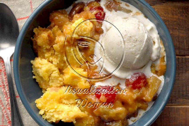 Pineapple Upside-Down Dump Cake