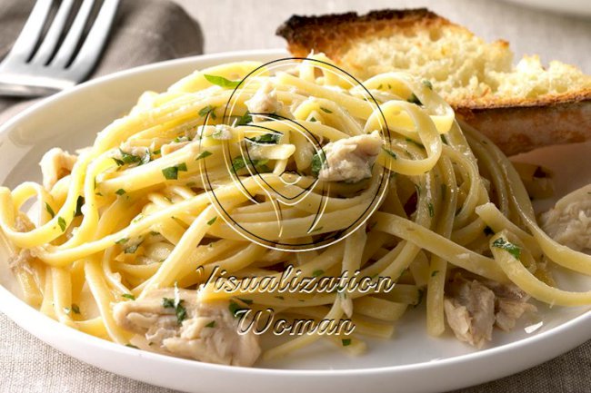 Garlic Salmon Linguine
