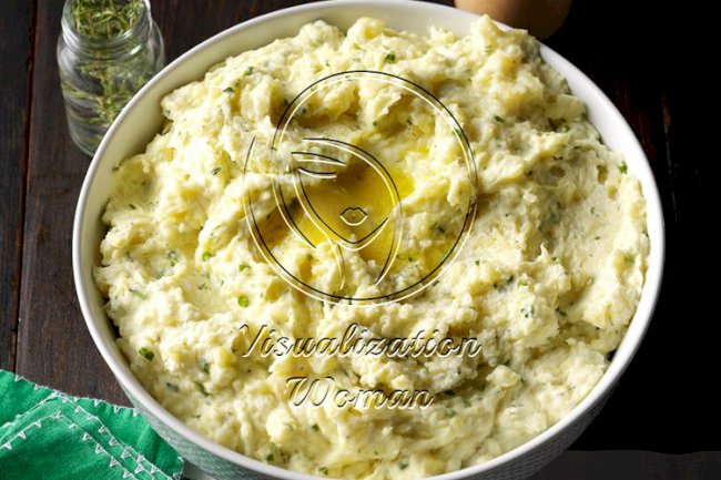 Garlic and Herb Mashed Potatoes