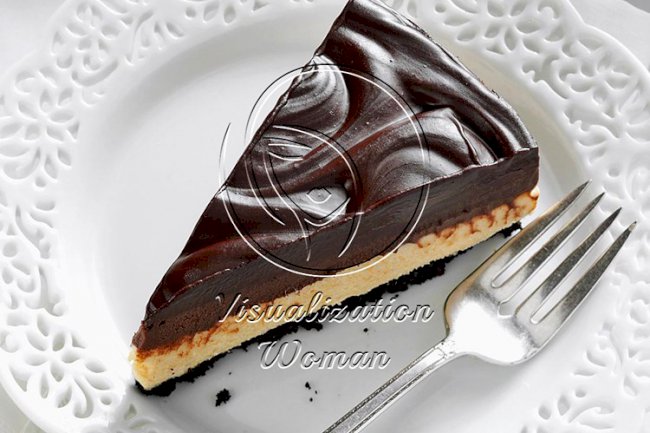 Chocolate & Peanut Butter Mousse Cheesecake