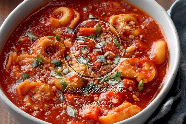 Tomato Basil Tortellini Soup
