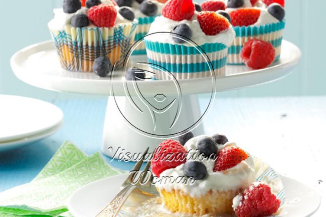 Tres Leches Cupcakes