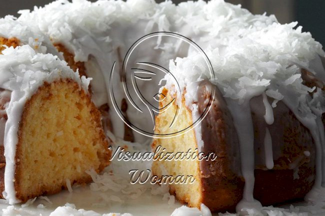 Pina Colada Tube Cake