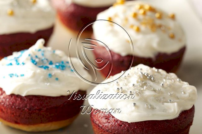 Little Holiday Cakes