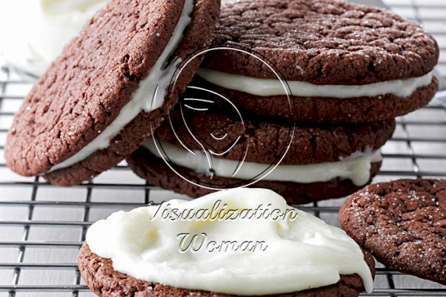 Peppermint Patty Sandwich Cookies