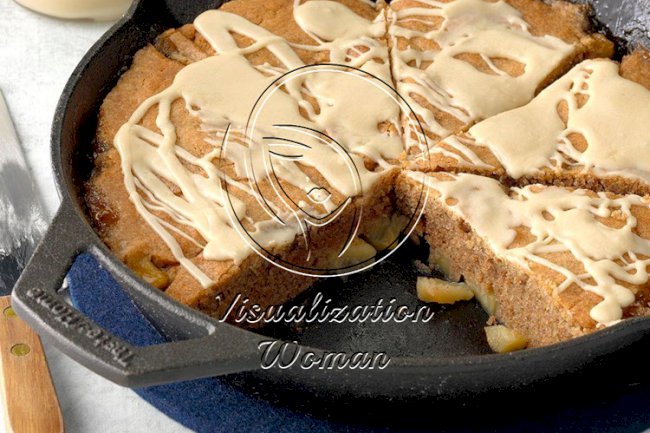 Cast-Iron Apple Nutmeg Coffee Cake