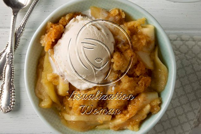 Dutch Oven Apple Cobbler