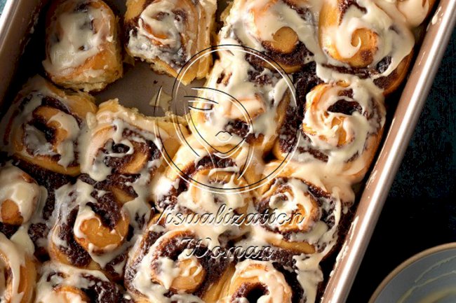 Mini Maple Cinnamon Rolls