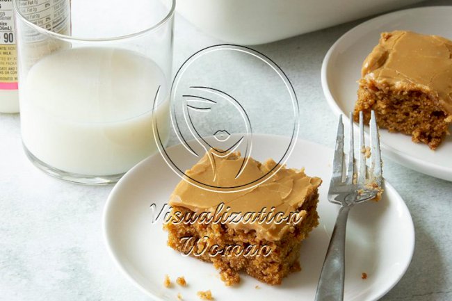 Oatmeal Cake with Caramel Icing