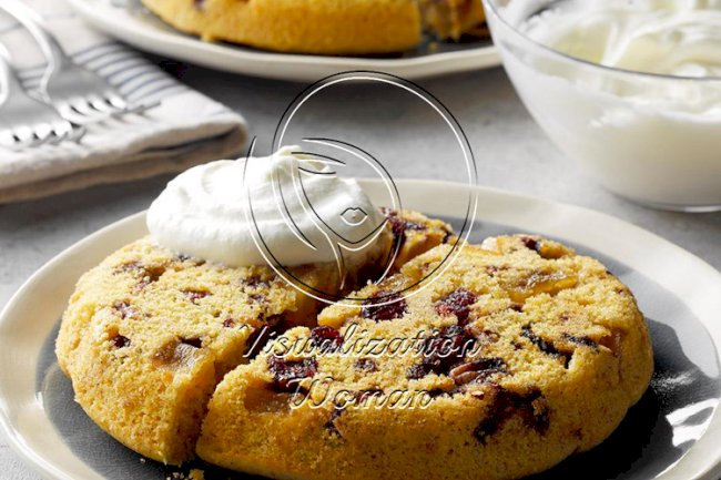 Apple Cranberry Upside-Down Cakes