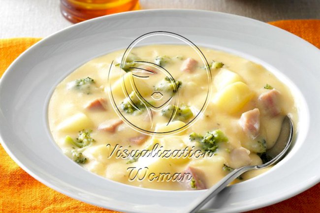 Makeover Cheesy Ham ‘N’ Potato Soup