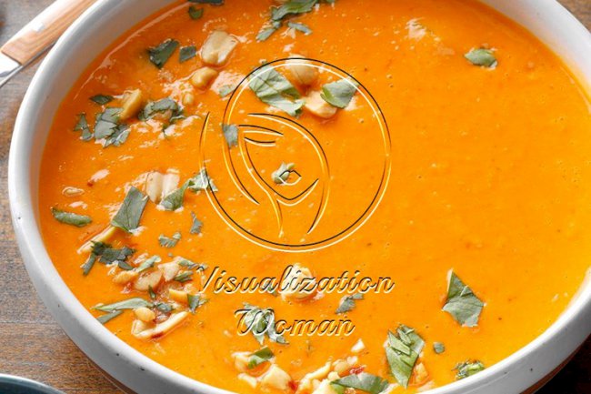 Slow-Cooker Thai Butternut Squash Peanut Soup