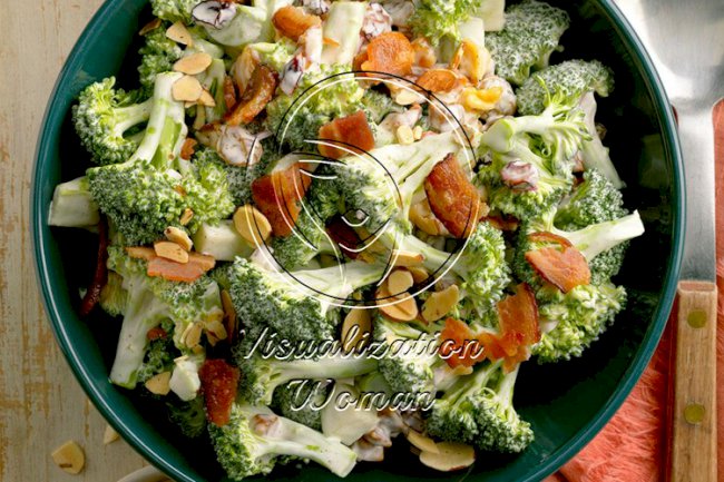 Broccoli Almond Salad