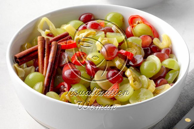 Spicy Pickled Grapes