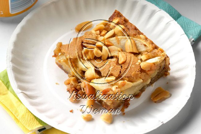 Apple-Peanut Blondies